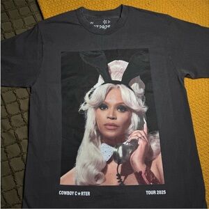 BEYONCÉ COWBOY CARTER Graphic T-Shirt with Tour Print LV EXCLUSIVE TOUR MERCH